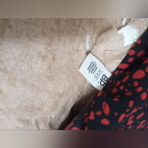 Red and Black Floral Midi Skirt - Picture 2 of 5